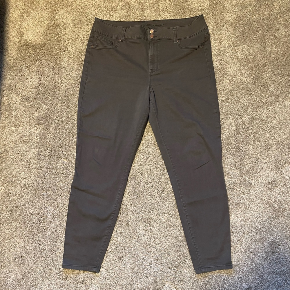 m jeans by maurices™ High Rise Double Button Jegging Made With REPREVE® NWOT